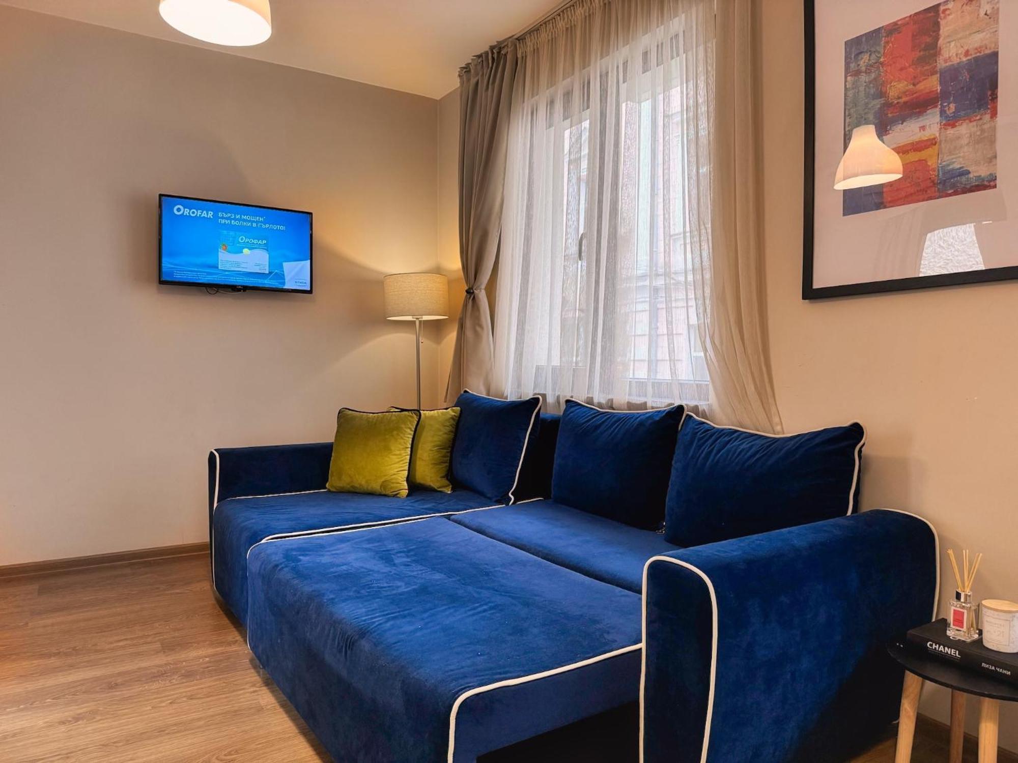 Top Centre Plovdiv Apt. With Parking For 4 Guests Eksteriør billede