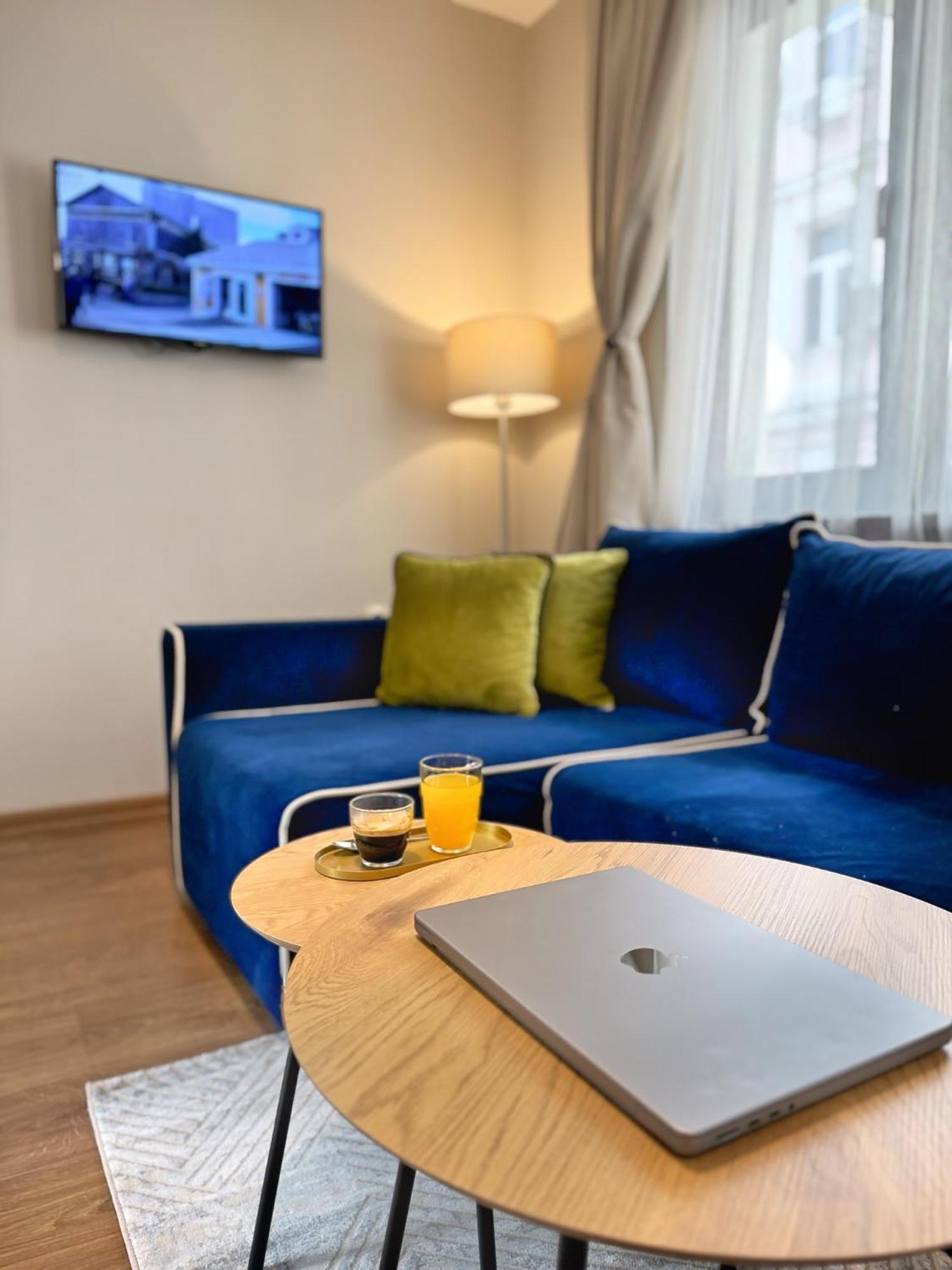 Top Centre Plovdiv Apt. With Parking For 4 Guests Eksteriør billede