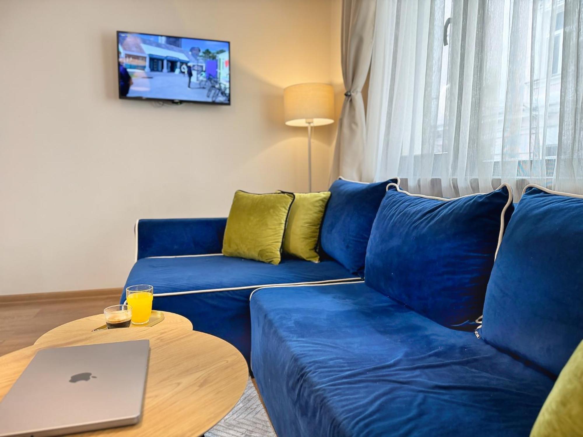 Top Centre Plovdiv Apt. With Parking For 4 Guests Eksteriør billede
