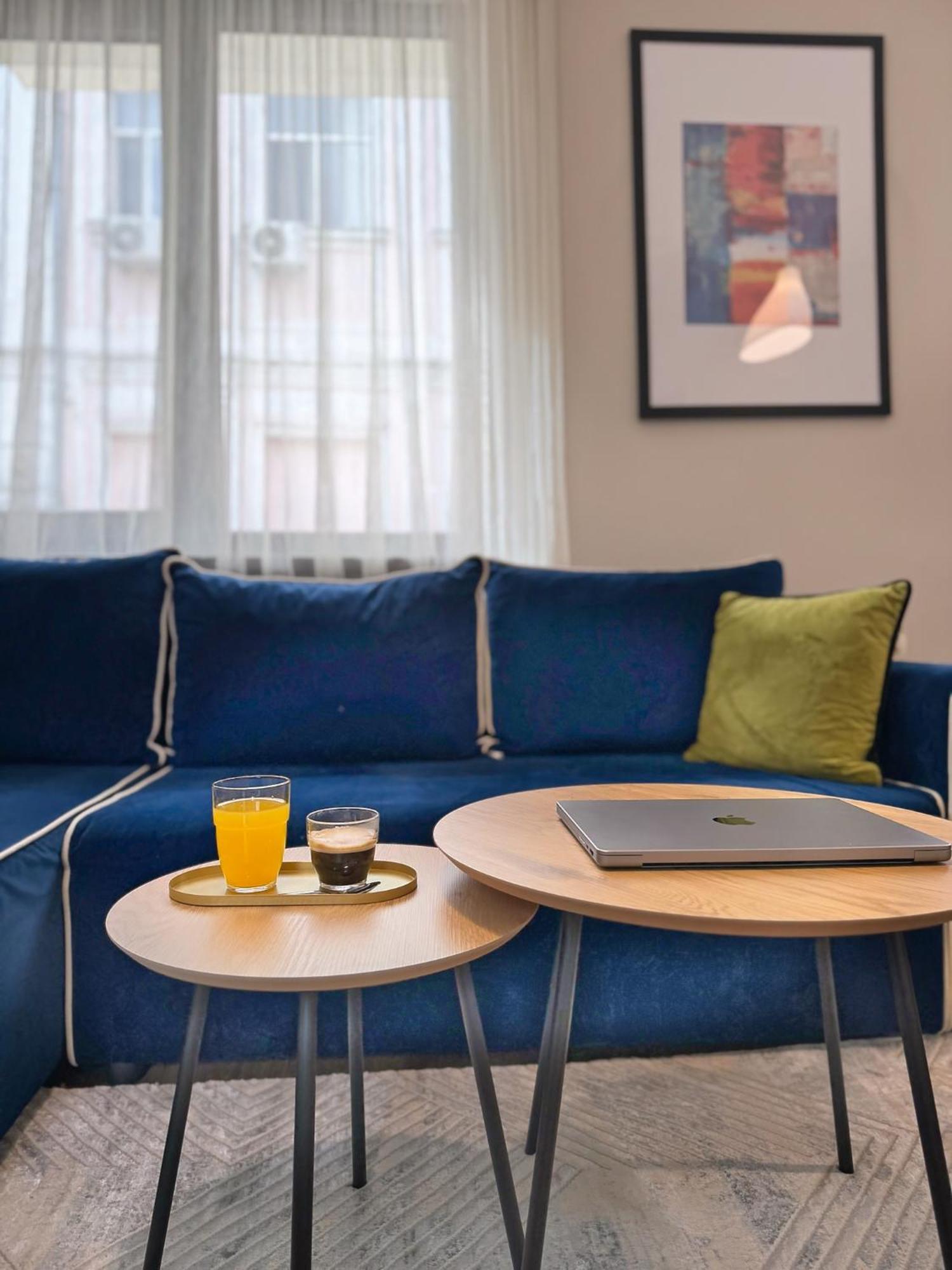 Top Centre Plovdiv Apt. With Parking For 4 Guests Eksteriør billede