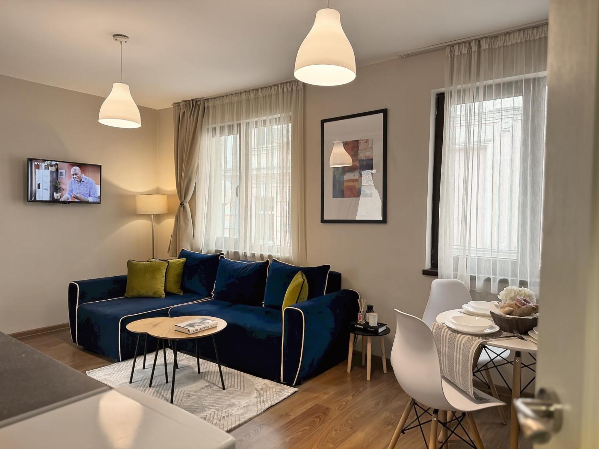 Top Centre Plovdiv Apt. With Parking For 4 Guests Eksteriør billede