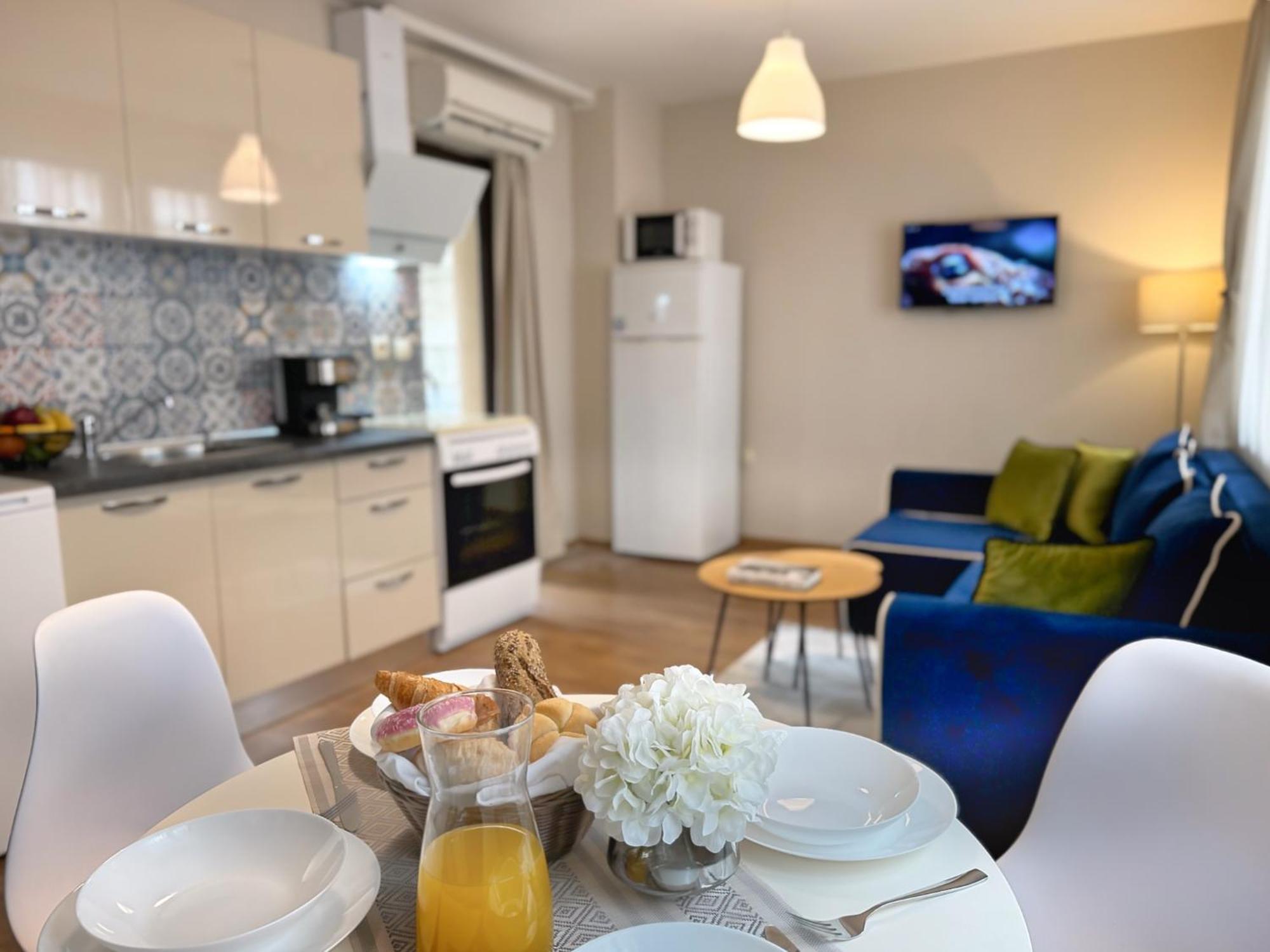 Top Centre Plovdiv Apt. With Parking For 4 Guests Eksteriør billede
