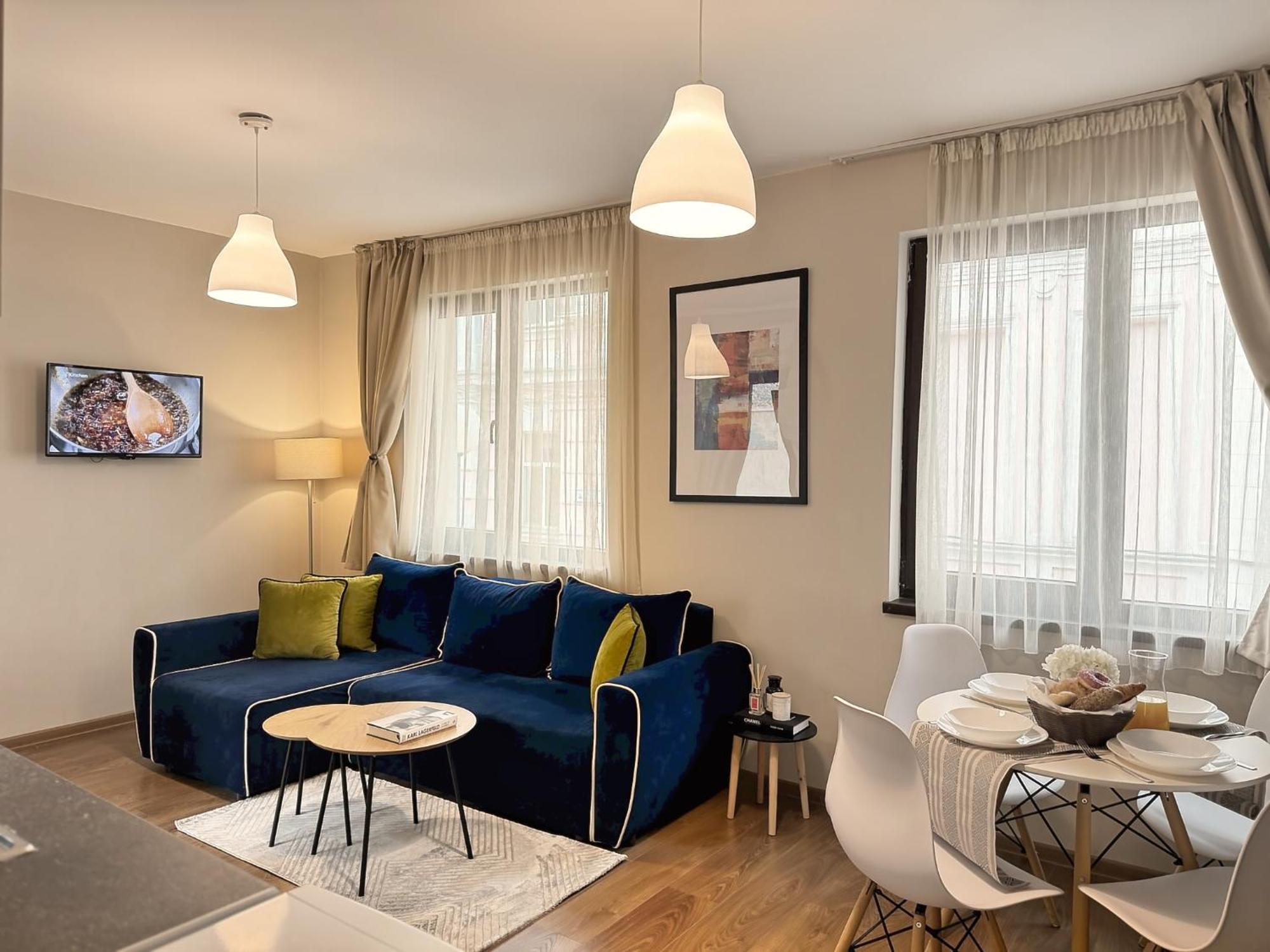 Top Centre Plovdiv Apt. With Parking For 4 Guests Eksteriør billede