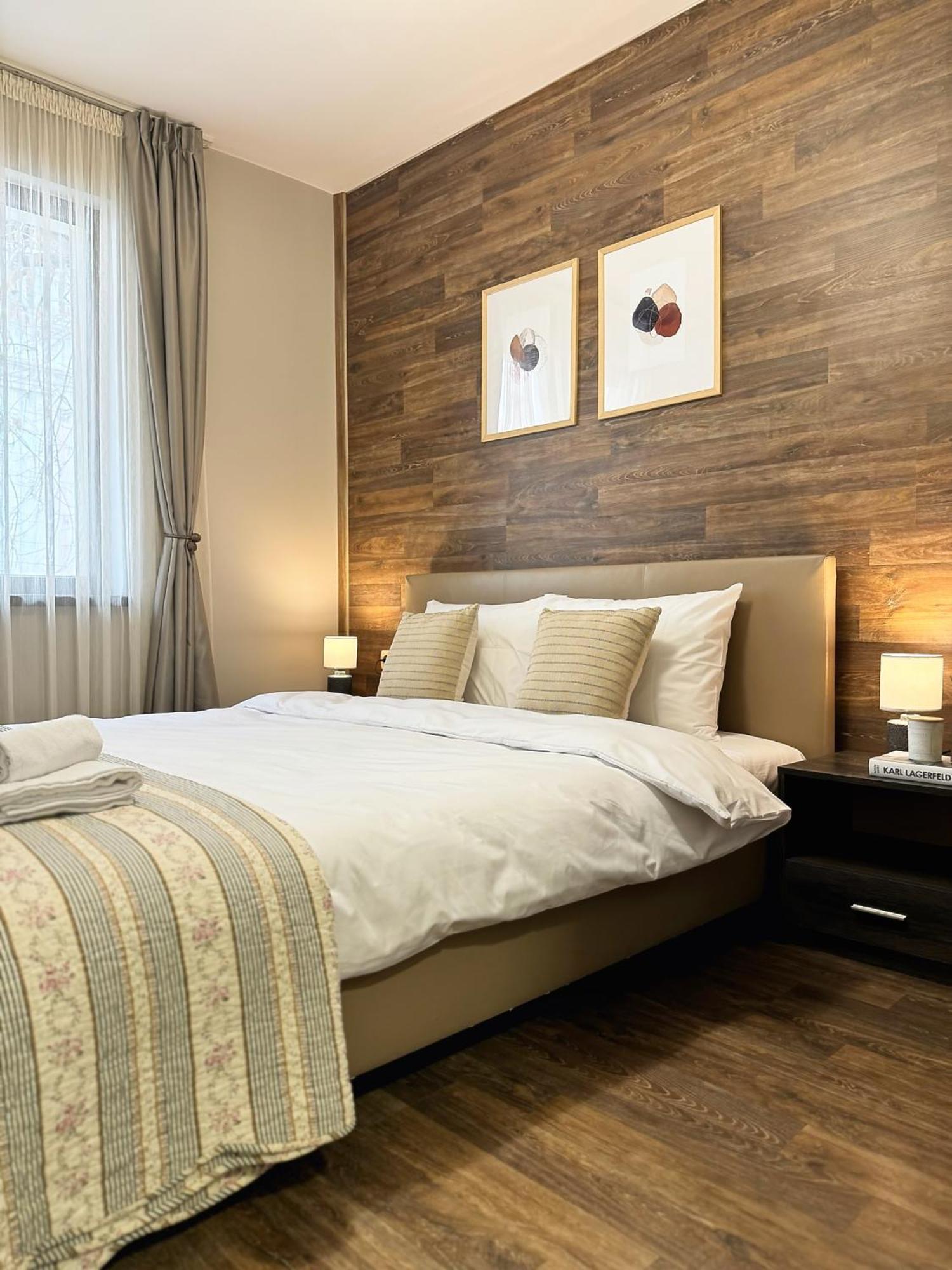 Top Centre Plovdiv Apt. With Parking For 4 Guests Eksteriør billede